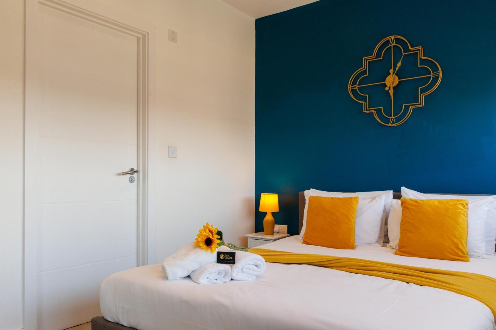 City Centre, Sleeps 7, Stunning Views & Parking, Interconnected Rooms Long Stay Work Contractor Leisure, Diamond Penthouse Cambridge Zewnętrze zdjęcie