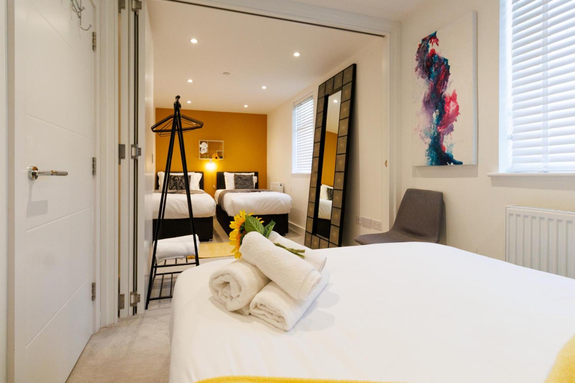 City Centre, Sleeps 7, Stunning Views & Parking, Interconnected Rooms Long Stay Work Contractor Leisure, Diamond Penthouse Cambridge Zewnętrze zdjęcie