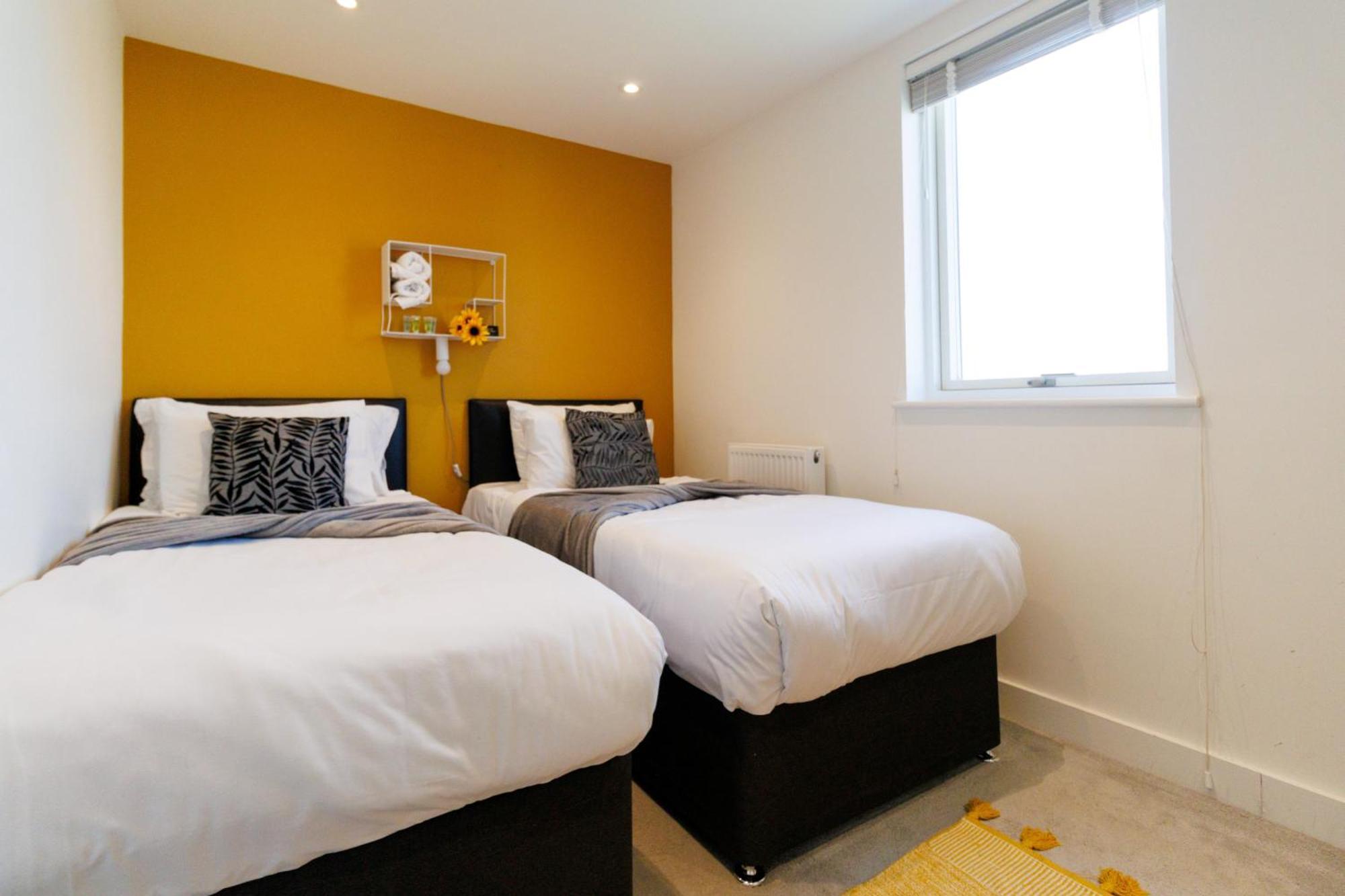 City Centre, Sleeps 7, Stunning Views & Parking, Interconnected Rooms Long Stay Work Contractor Leisure, Diamond Penthouse Cambridge Zewnętrze zdjęcie